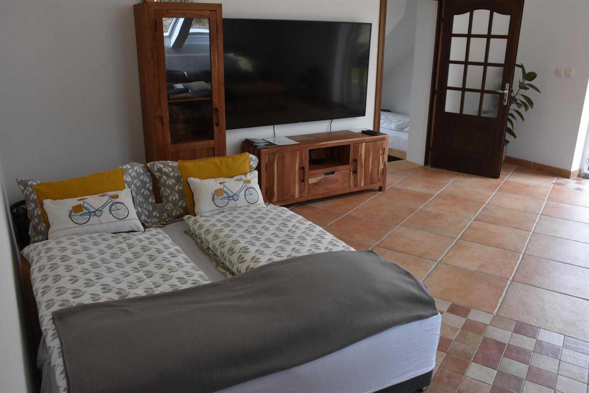 Guest House Struc 슬로벤 그라데츠 외부 사진